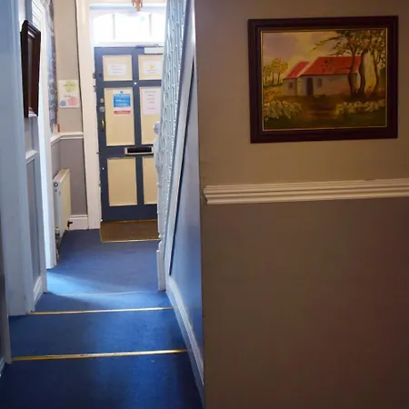 Macgabhainns Backpackers ホステル