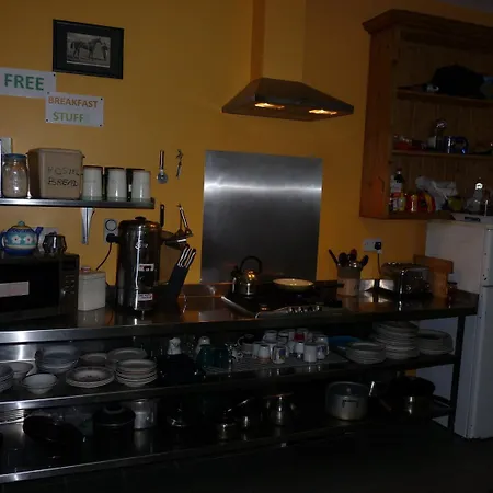 Macgabhainns Backpackers Hostel *