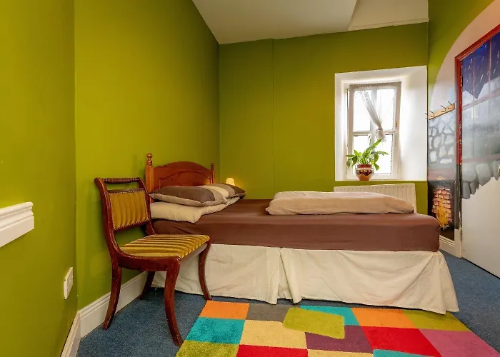 Macgabhainns Backpackers